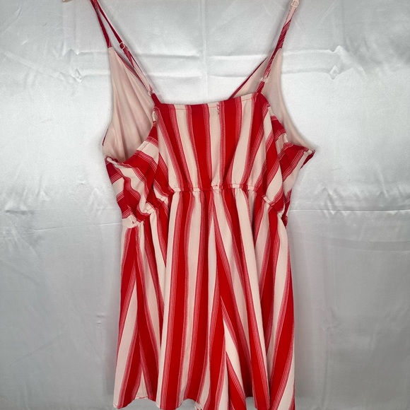 Red and White Womens Adjustable Strap Lined Romper Size XL - Picture 8 of 10